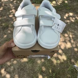New Adidas Toddler Shoes Size 10
