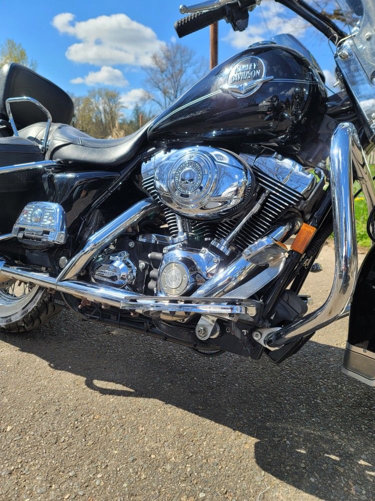 2008 Harley Davidson Road King touring