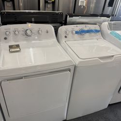 Washer Top Load & Gas Dryer Set 