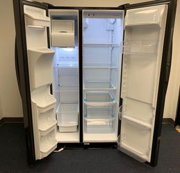 New Frigidaire Black Stainless Steel Refrigerator Thumbnail