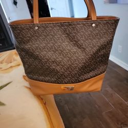 Jones New York Signature purse