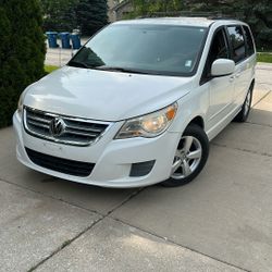 2011 Volkswagen Routan