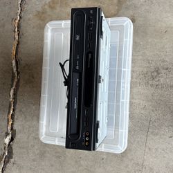 2VHS-DVD UNITS NOT WORKING BEED SOMEONE WHO CAN FIX THEM