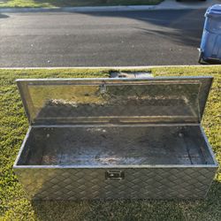 Aluminum Diamond Plate Tool Box