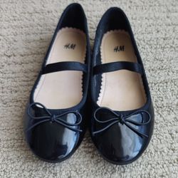 H&M Ballet Flat Shoes ( size US 9, EU 26 )
