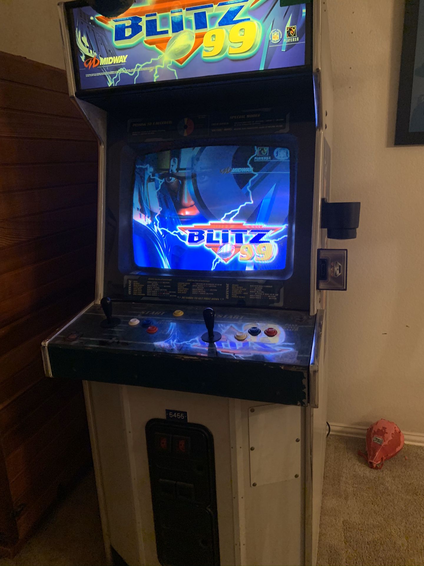 NFL Blitz 99 Arcade Game