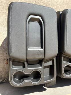 2021-2024 Chevrolet Tahoe Center Console Jump Seat Armrest NO HARDWARE