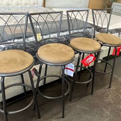 Swivel Bar Stools 
