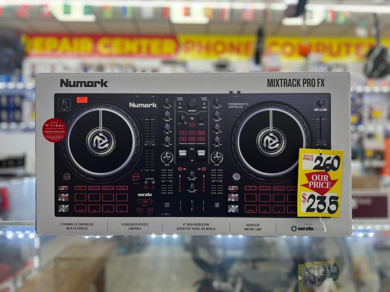 NUMARK MIXTRACK PRO FX