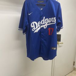 Los Angeles Dodgers Ohtani stitched jersey Message for size availability 