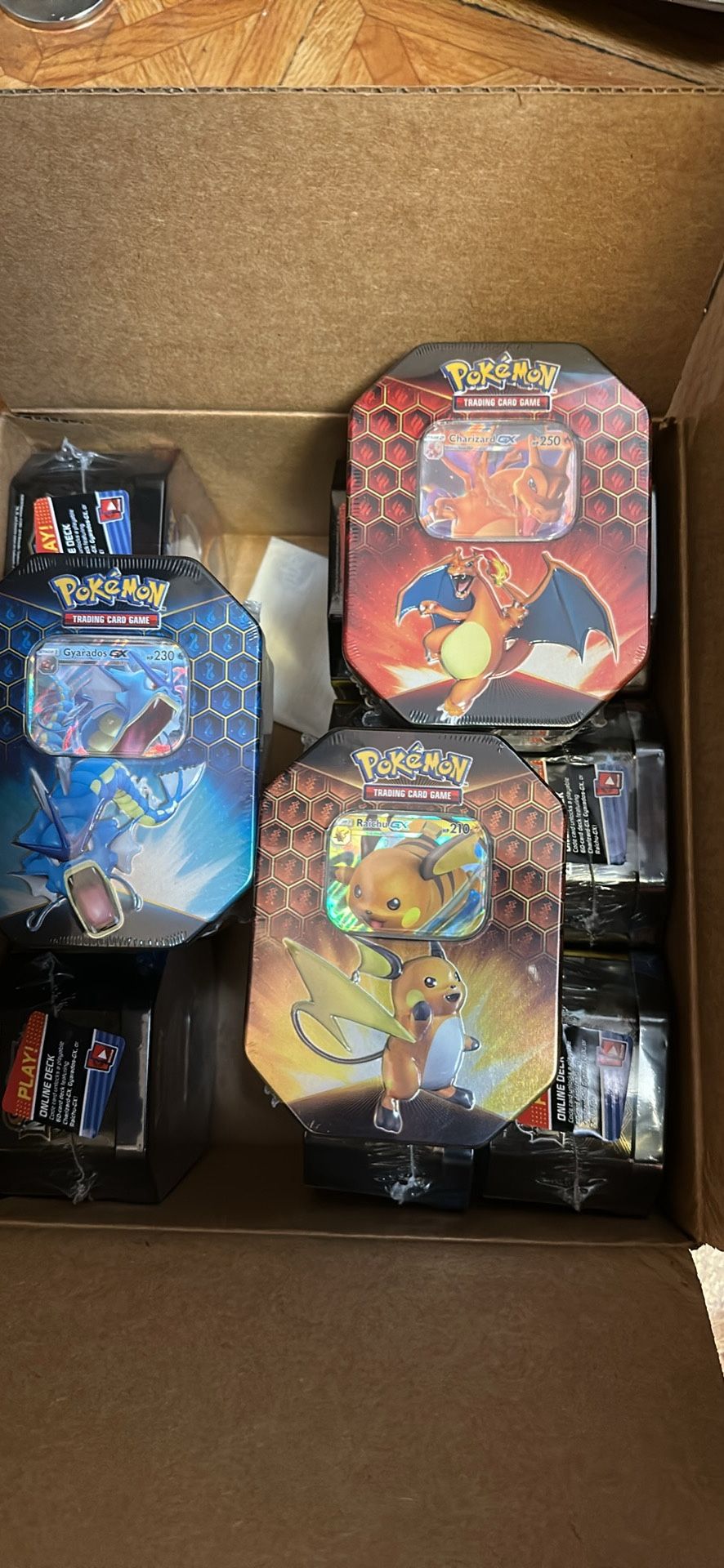 2019 Pokemon Hidden Fates Tins