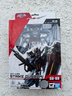 Bandai GU-09 GAT-X105 Strike Gundam Figure