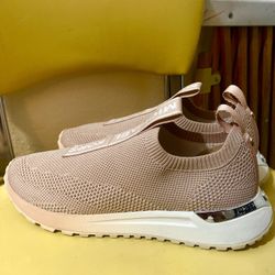 Michael Kors Bodie Knit Slip On Size 7 Women