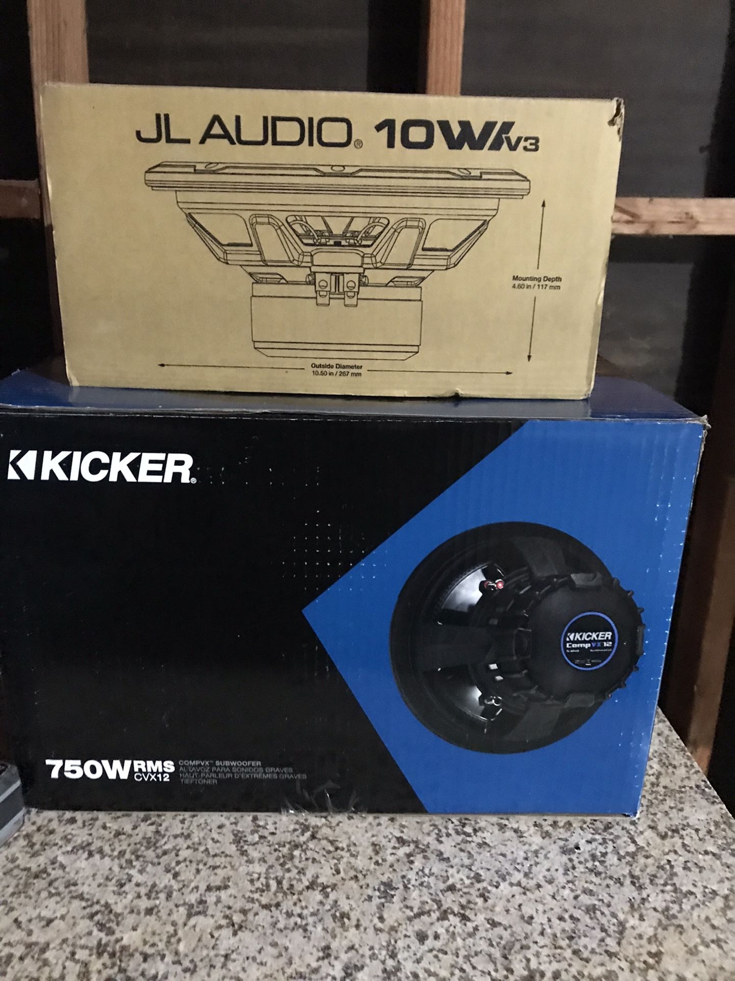 Kicker CVX 12” & JL Audio Your 10w1 10”