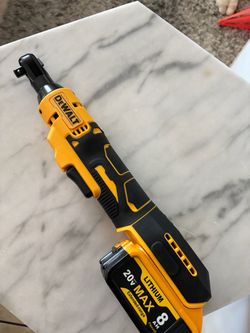 DEWALT 20V MAX Cordless Ratchet with Battery