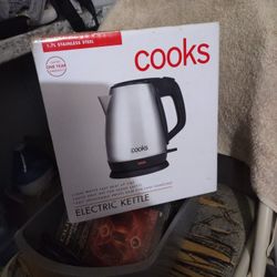Cook's Electric Kettle Pot