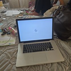 Mac Book Pro  2017 Model