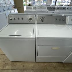 Whirlpool Gas Dryer And Washer Set In Excellent Condition 