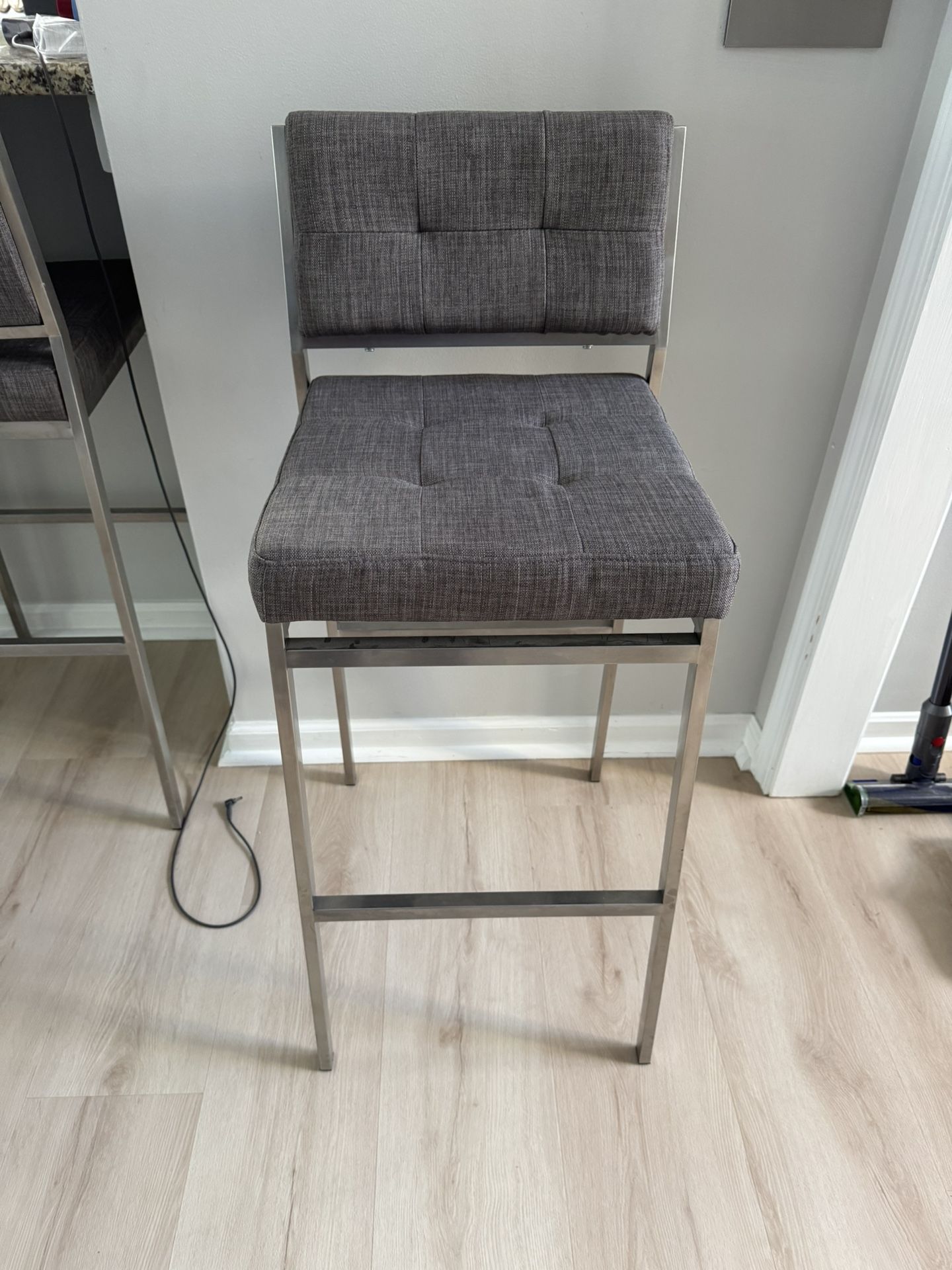 4 Counter Chairs