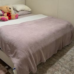 Large Super Soft Blanket