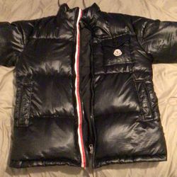 Moncler Montbeliard Hooded Down Jacket