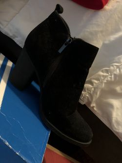 Black booties women.