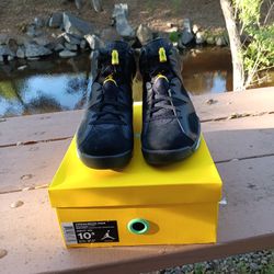 Air Retro 6 Jordan Size 10.5 Brazil Pack Brand New