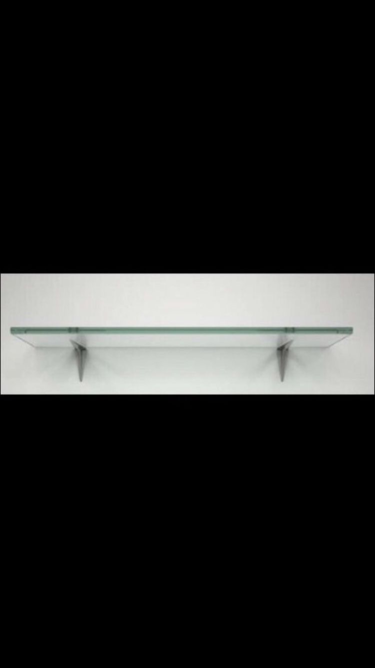 Floating glass shelves