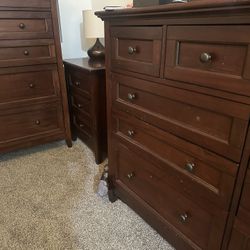 Dresser Set