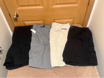 Cargo shorts bundle size 38