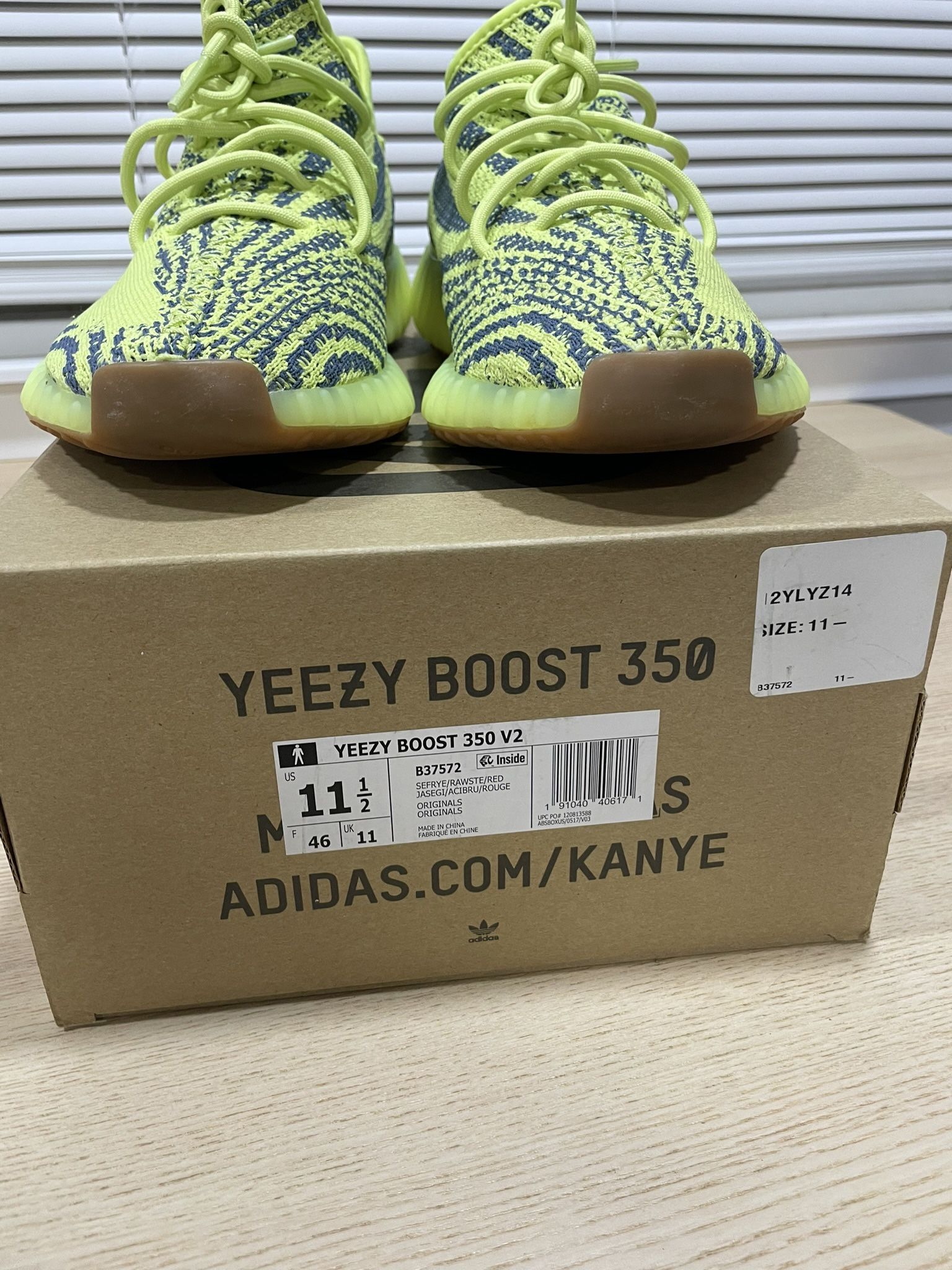 Adidas Yeezy 350 V2 Semi Frozen Yellow 