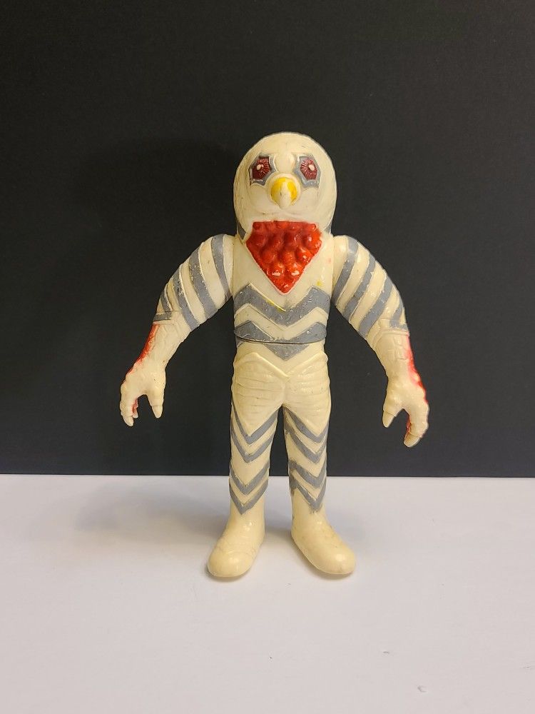 VINTAGE 1983 Bandai ALIEN GUTS Ultraman Series KAIJU Monster