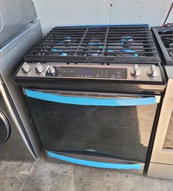 Whirlpool Gas Range 5 Burners