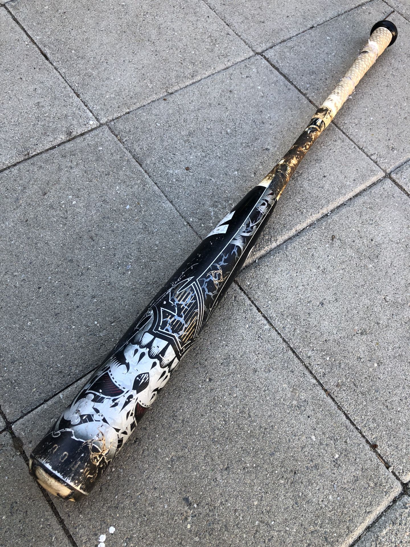 Demarini Voodoo Baseball Bat Sz 33in -3oz In Solid Condition 