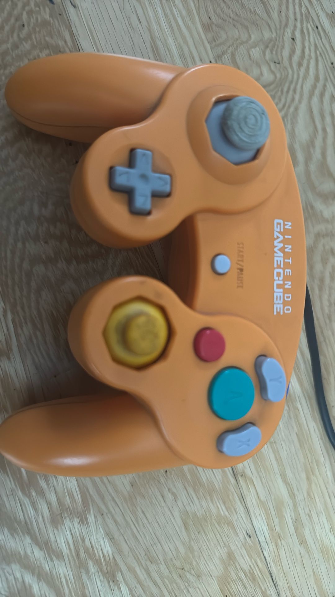 Vintage Nintendo Gamecube Controller