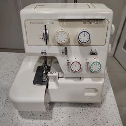 Maquina De Coser (Serger Machine)
