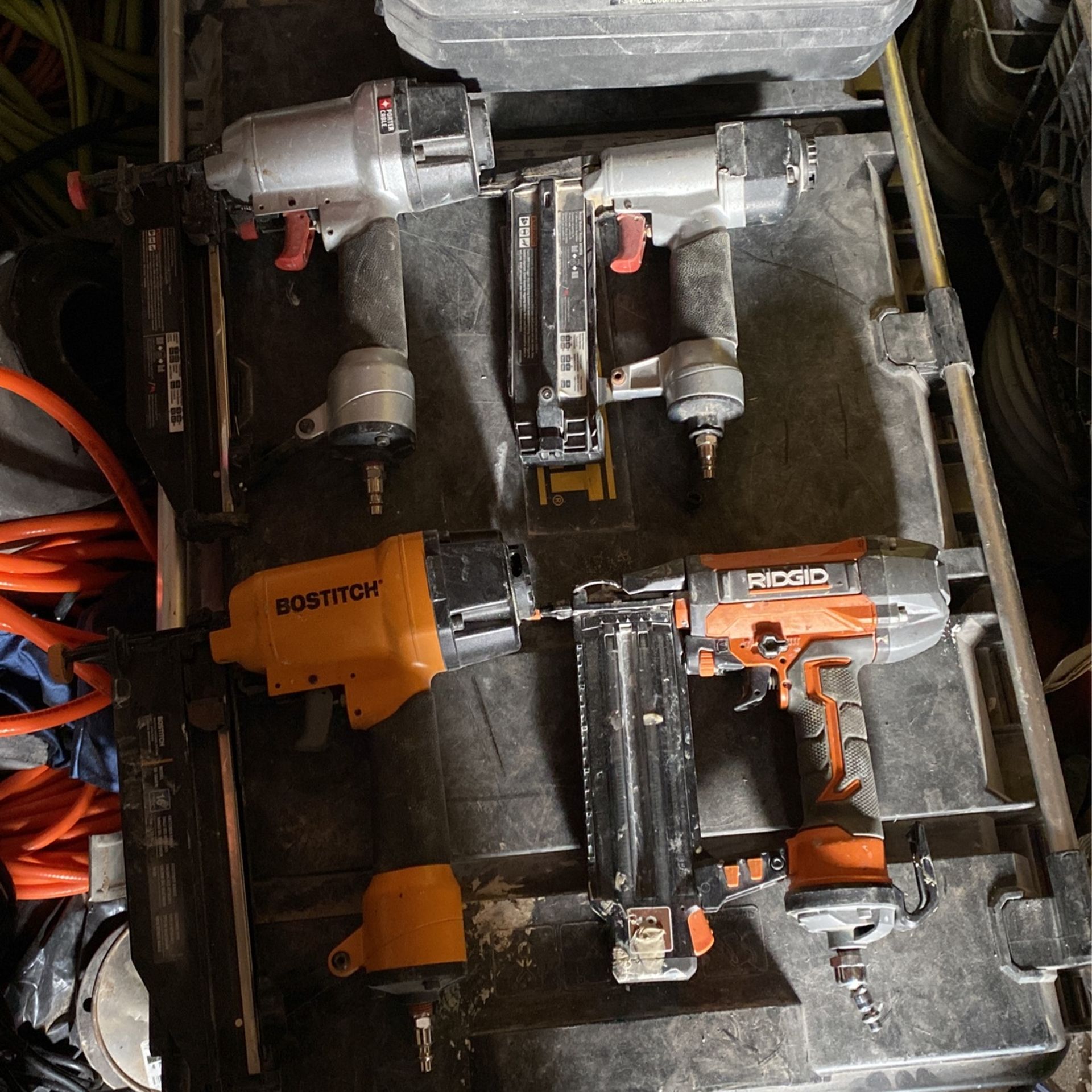 Gun Nailer