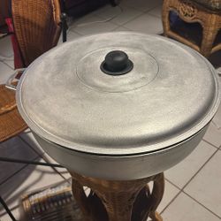 Kloc cast Aluminum Jumbo Pot 18 Wide