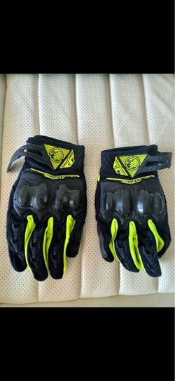 2 Pairs of Motorcycles Riding Gloves