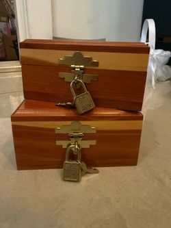 Key holding box