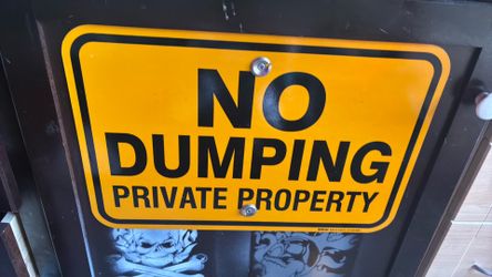No dumping metal sign
