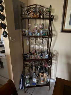 Shelve  bar
