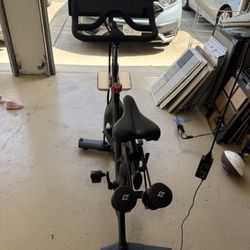 Peloton Bike + Delivery 