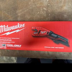 Milwaukee New Copper Tubing Cutter M12