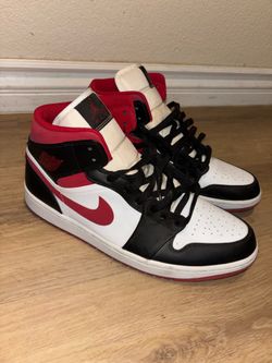 Air Jordan 1 Mid “Black Gym Red”