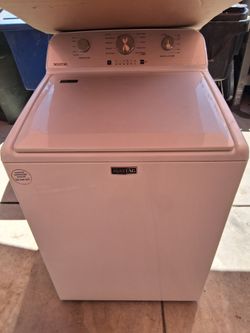 Maytag Clothes Washer
