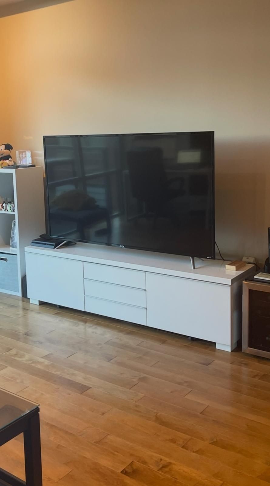 Ikea BESTÃ… BURS TV Stand