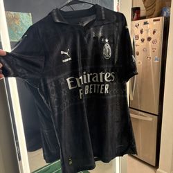 AC Milan Black Special Edition “Pleasures” Jersey – Rafa Leão #10 – XL (Tight Fit)