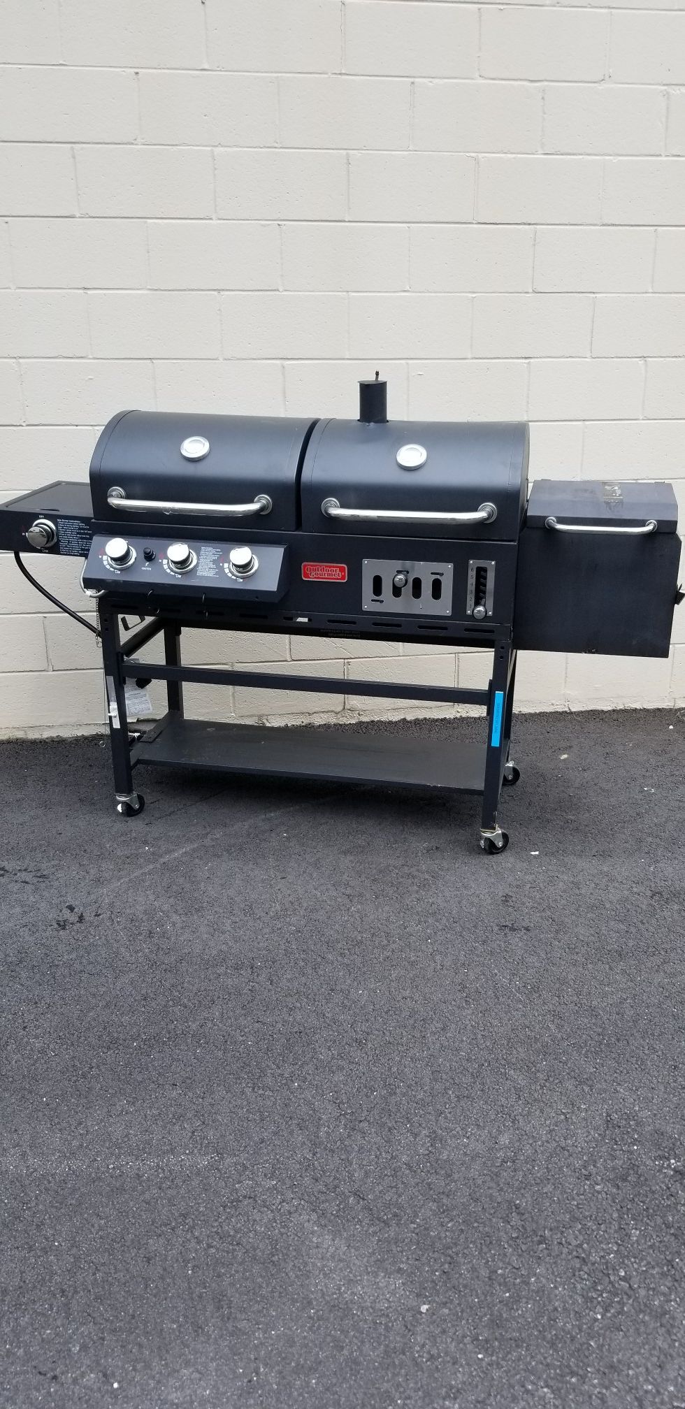 Outdoor Gourmet Triton Classic Gas/Charcoal Grill and Smoker Box