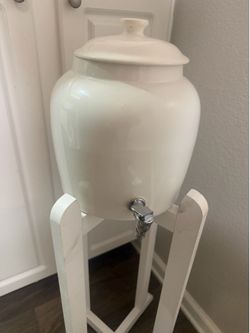 White porcelain water dispenser